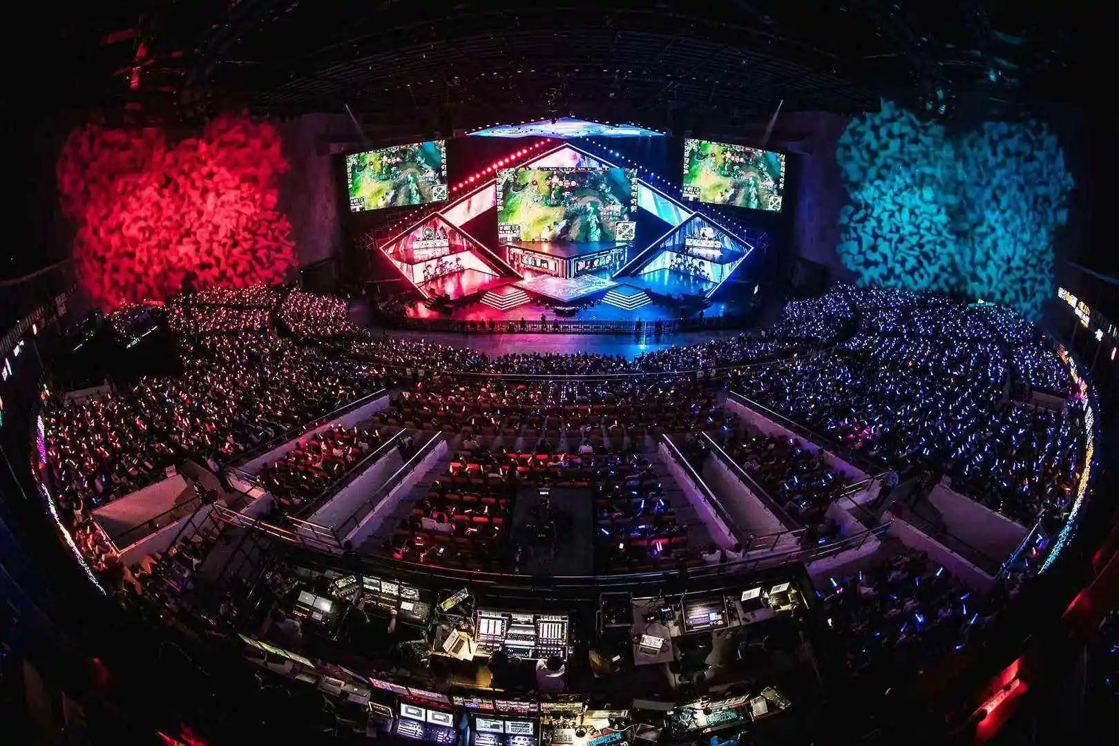 LPL决赛惊现五年BUG，BLG险失冠军引发公平性热议